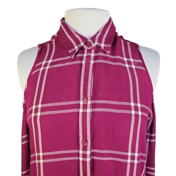 EXPRESS | Women's Burgundy Plaid Cold Shoulder Shirt - Size SP - Picture 5 of 10